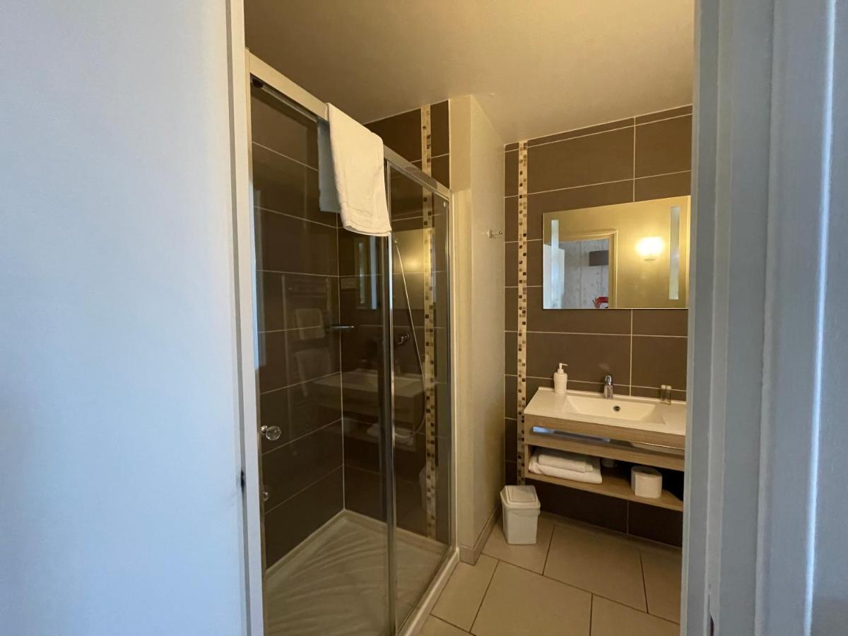 Auberge Du Chasseur Grosrouvre ภายนอก รูปภาพ